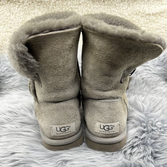 UGG Australia Women's Bailey Button Shearling Suede Boots Size 6 - Picture 4 of 11